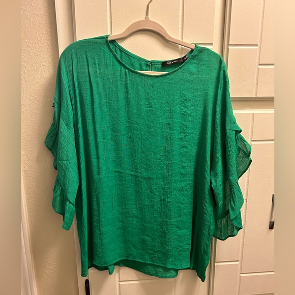 Tops - Bell Sleeve Green Blouse